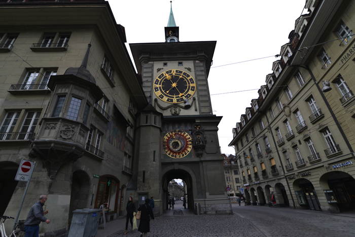 "Zytglogge" ou "Tour de l'horloge" — Bern/Berne